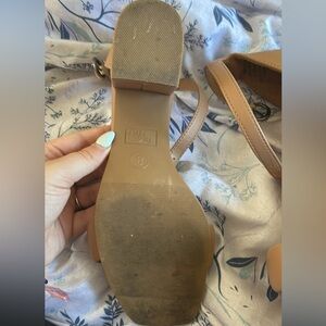 Elegant Tan Women's Sandals